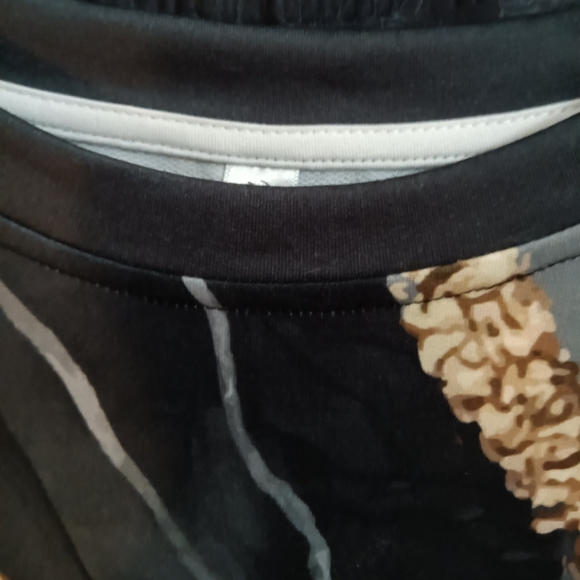 Pixie Lady Crewneck Top - Picture 2 of 7